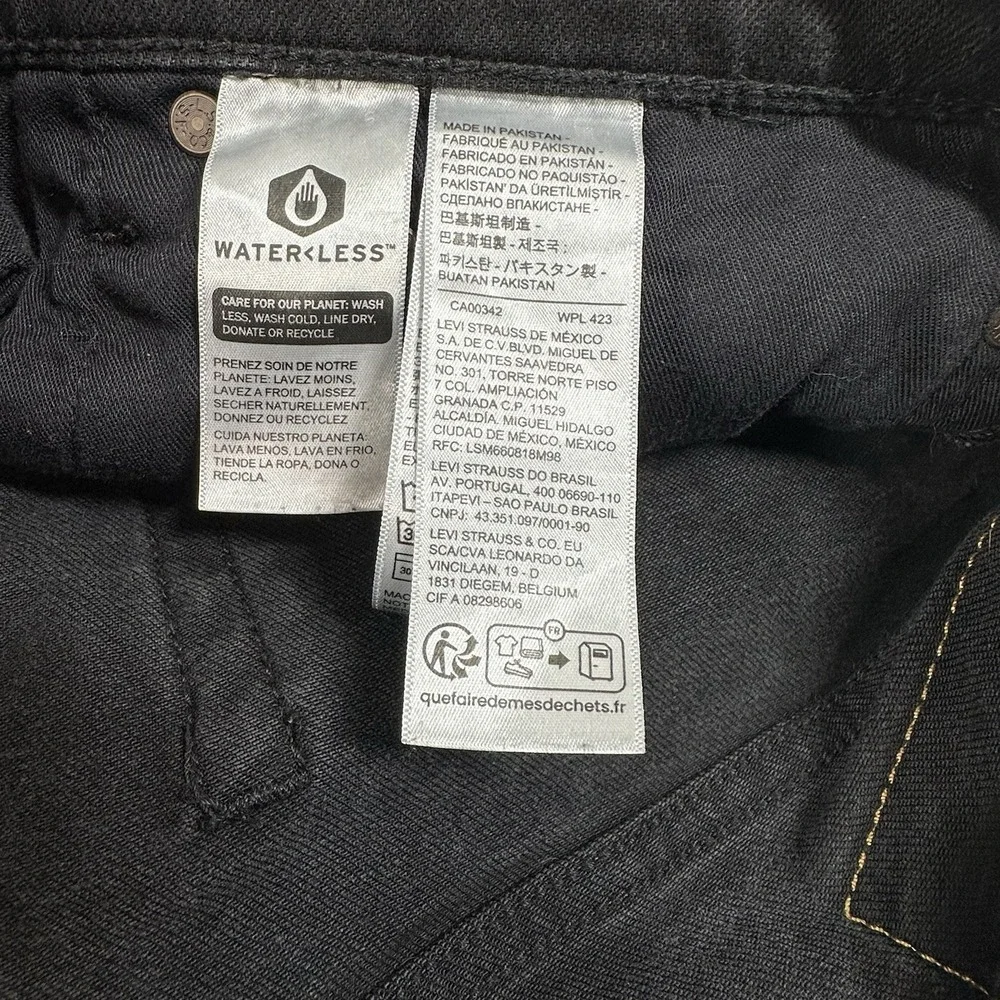 Levi's 502 Men's Premium Jeans 34x30 Black Denim Leather Patch Big E Tag
